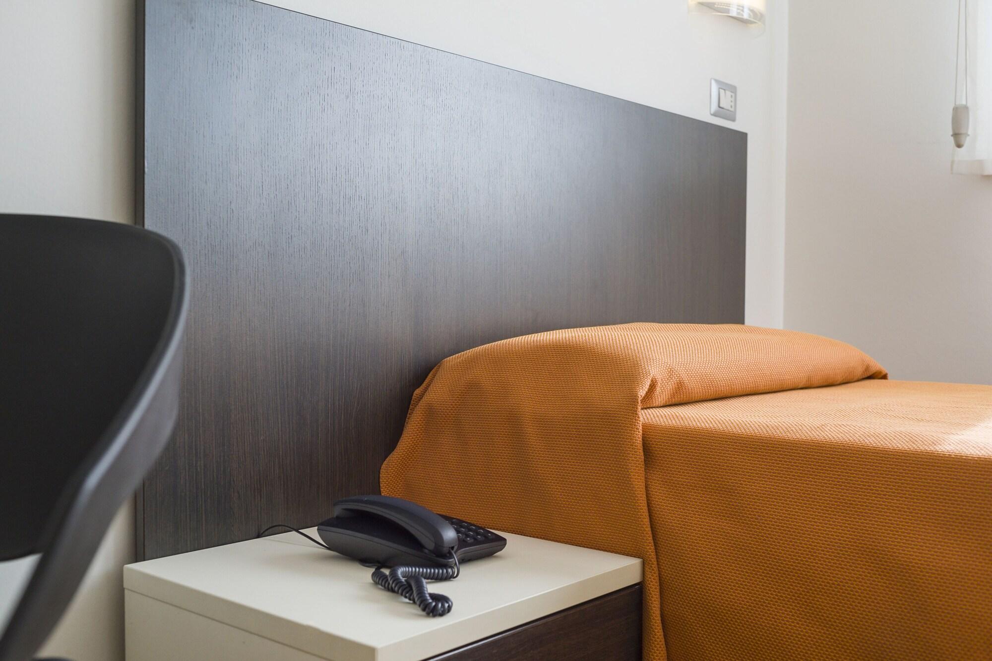 Hotel Sharing Turin Exterior photo
