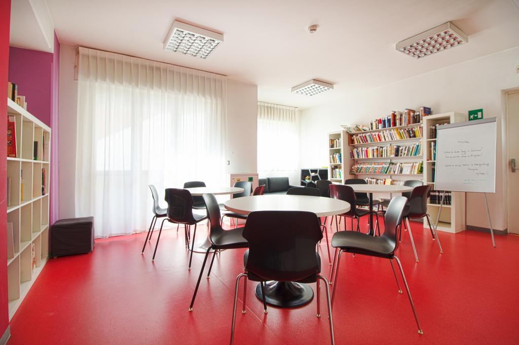 Hotel Sharing Turin Exterior photo