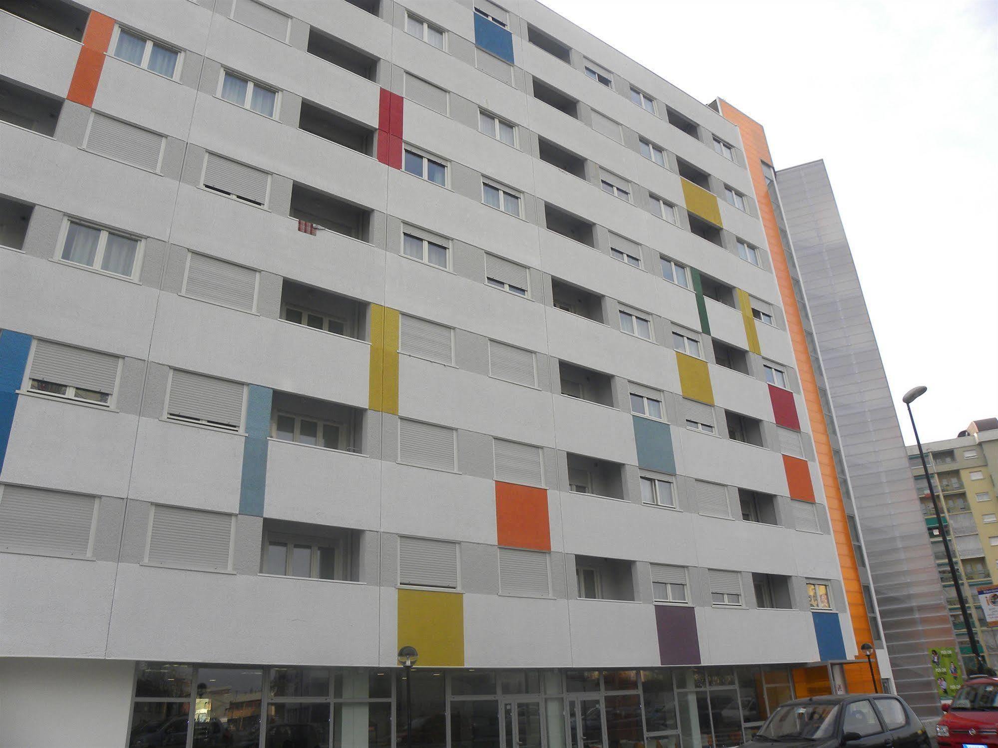 Hotel Sharing Turin Exterior photo